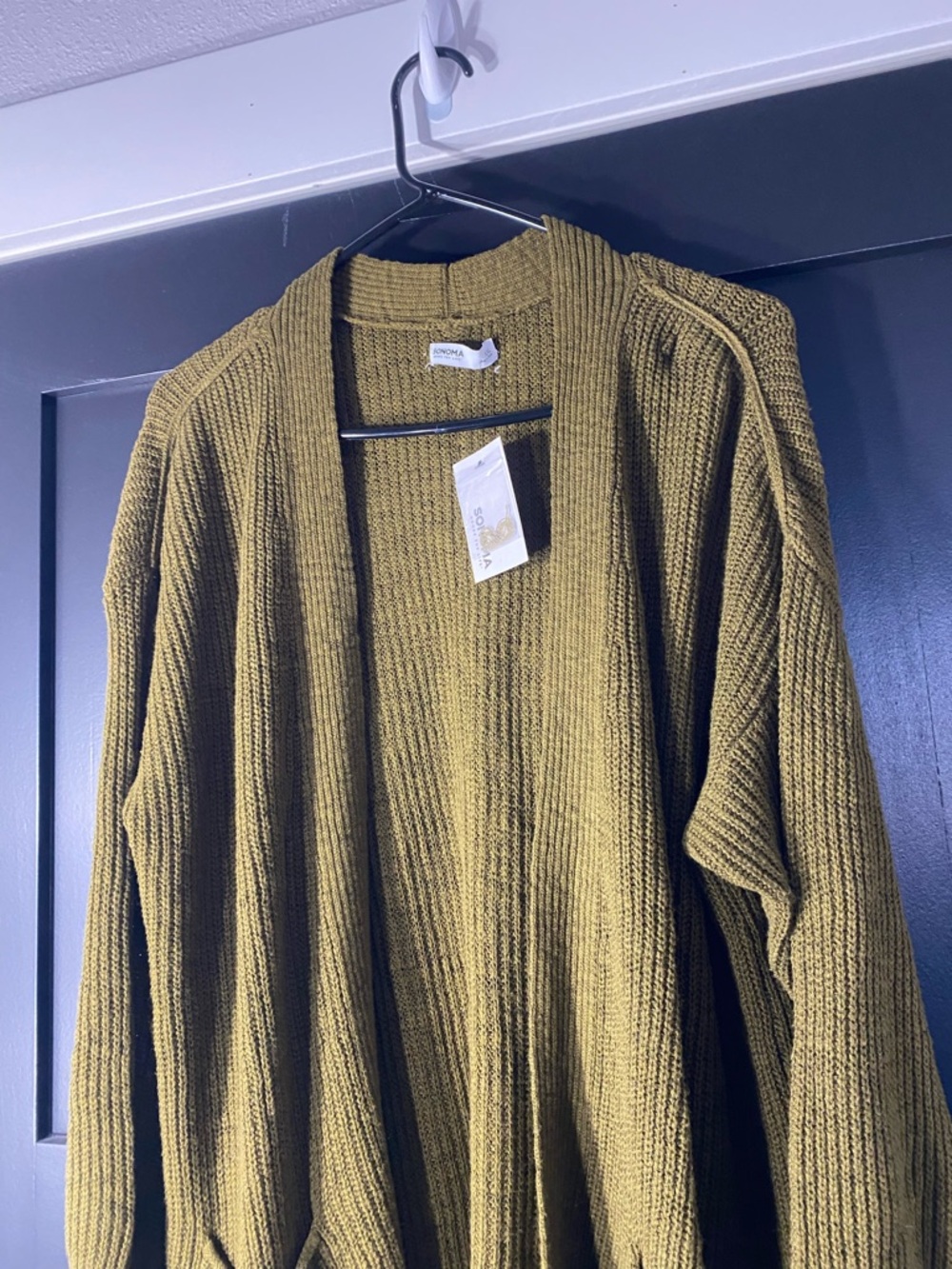 4/$16 Sonoma Cardigan - Picture 2 of 6